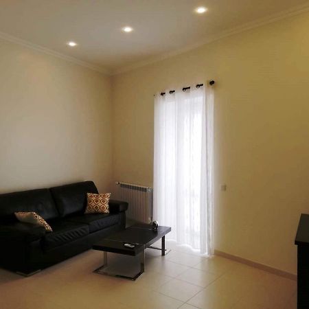 Candido Reis Apartments Lagos Exterior photo